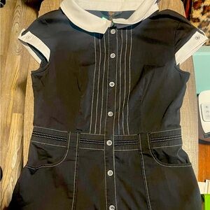 Cute vintage style dress. Black and white.